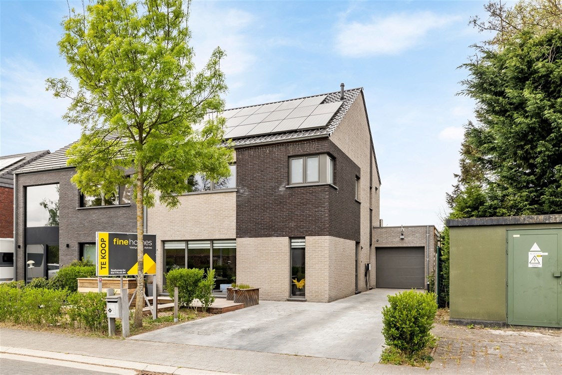 KOMIEZENSTRAAT 30 STEKENE