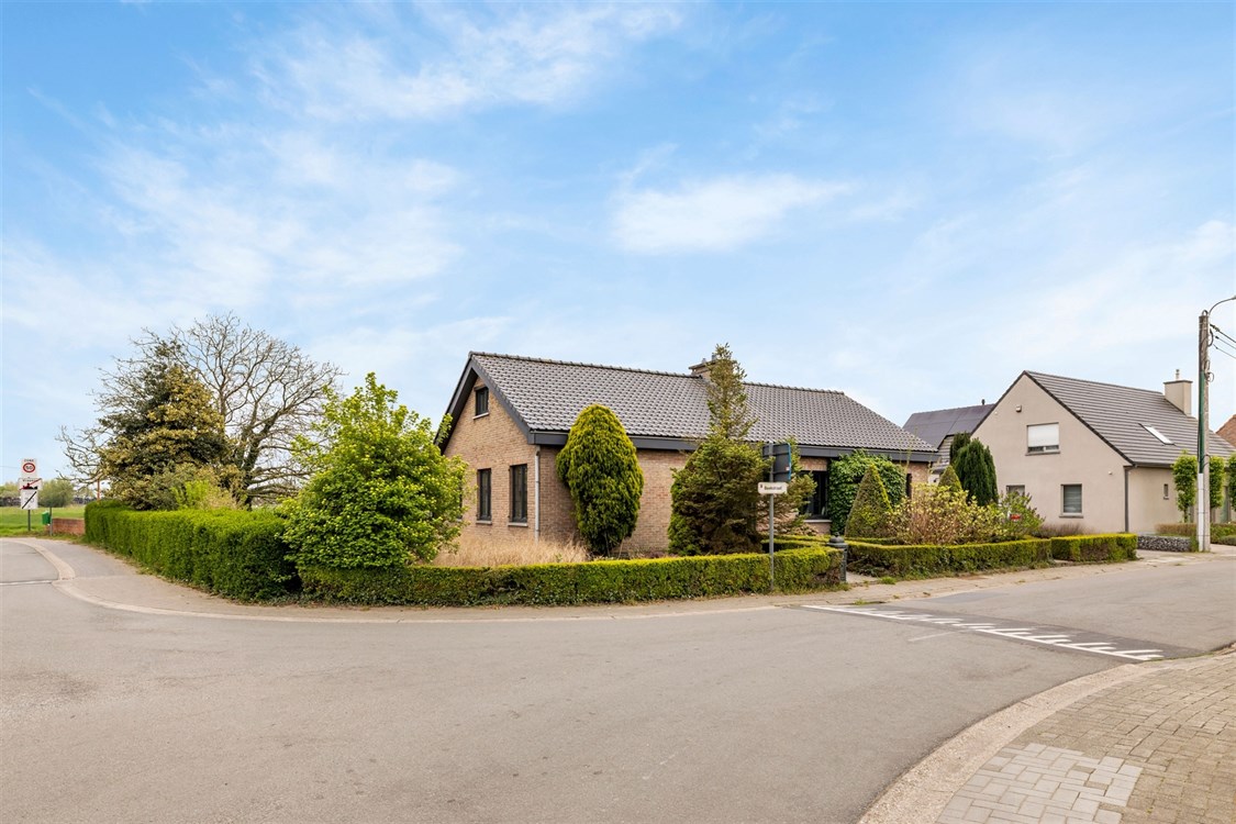 BEEKSTRAAT 1 VRASENE