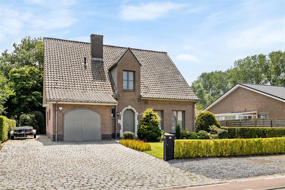 DOORNSTRAAT 28 SINT-GILLIS-WAAS
