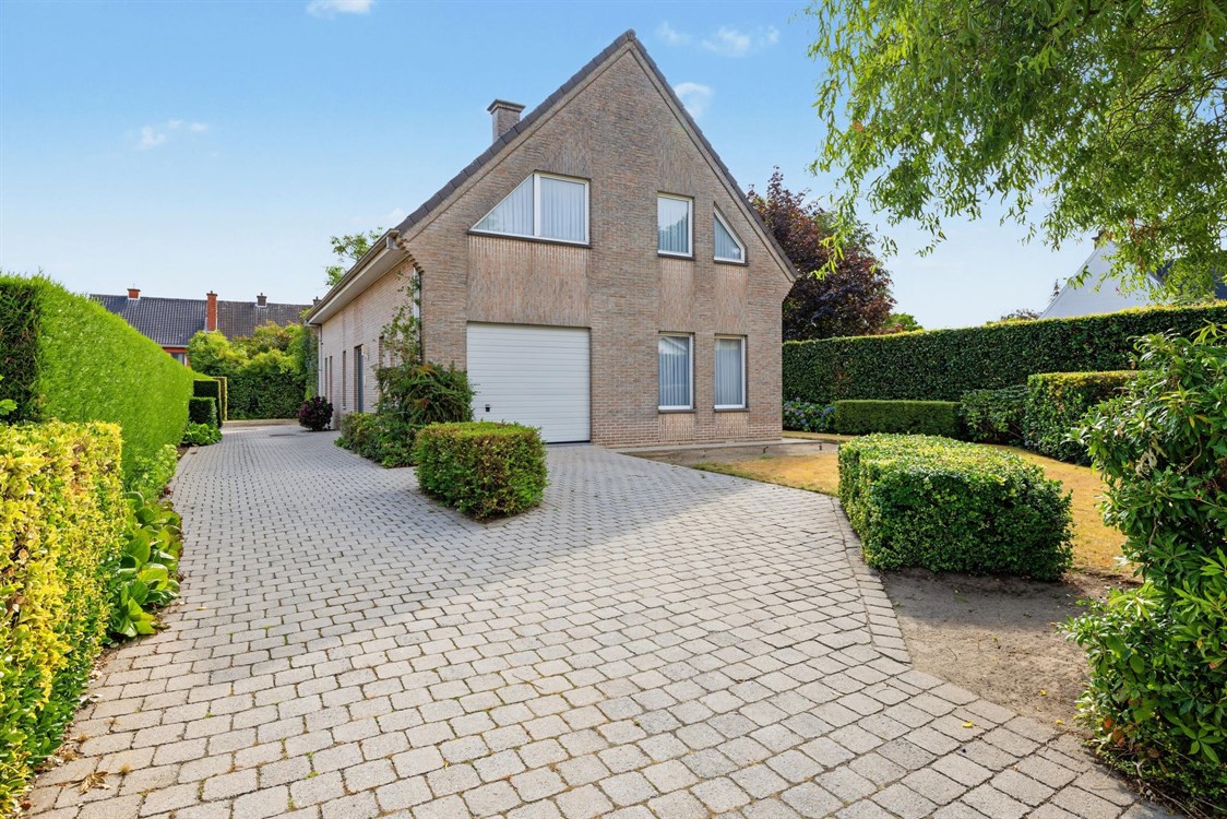 HOUTVOORTSTRAAT 43 SINT-GILLIS-WAAS